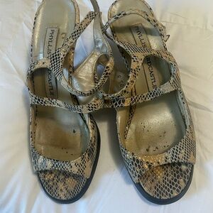 Women's Snakeskin Sandals - Tan